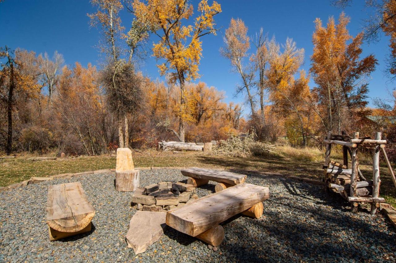 Riverfront Home With Bbq 2 Mi To Downtown Gunnison! Bagian luar foto