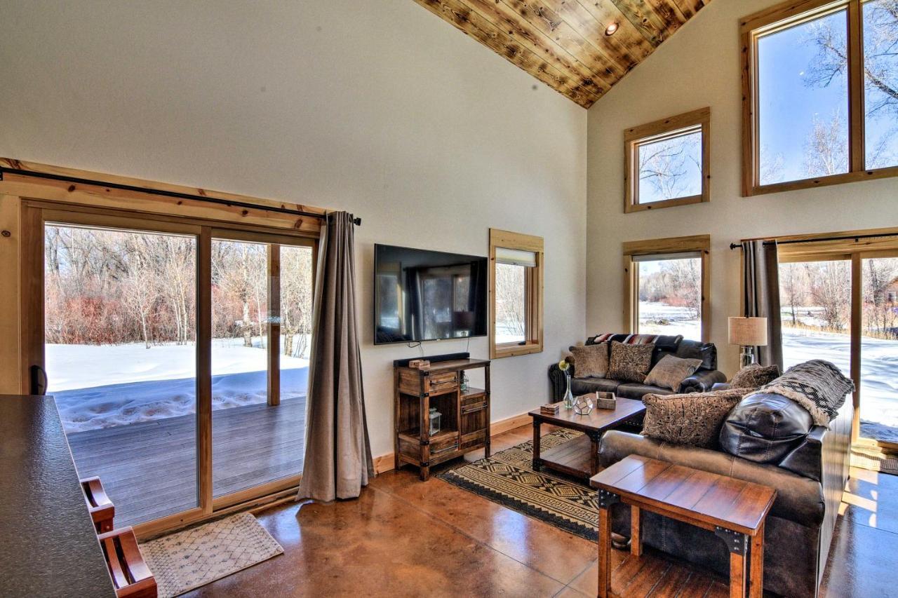 Riverfront Home With Bbq 2 Mi To Downtown Gunnison! Bagian luar foto