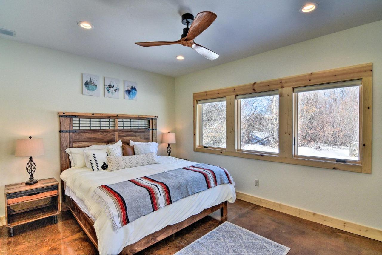 Riverfront Home With Bbq 2 Mi To Downtown Gunnison! Bagian luar foto