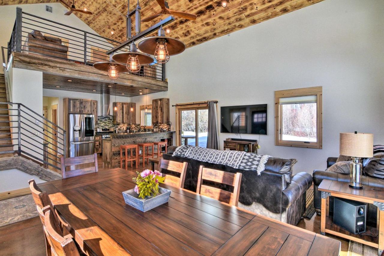 Riverfront Home With Bbq 2 Mi To Downtown Gunnison! Bagian luar foto